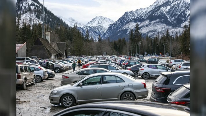 Darmowy parking pod Morskim Okiem. Trzeba spełnić jeden warunek