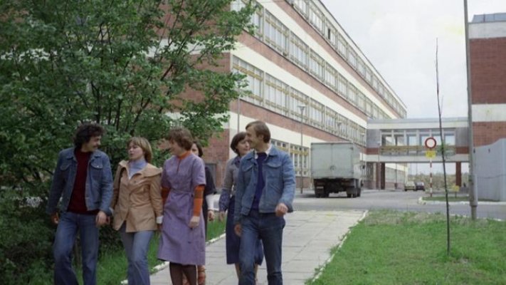 Powstał Ogród Nauki z grabami upamiętniającymi zasłużonych dla Politechniki Białostockiej