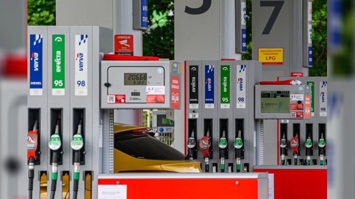 Zmiany cen paliw na stacjach. Eksperci mówią o czarnym scenariuszu