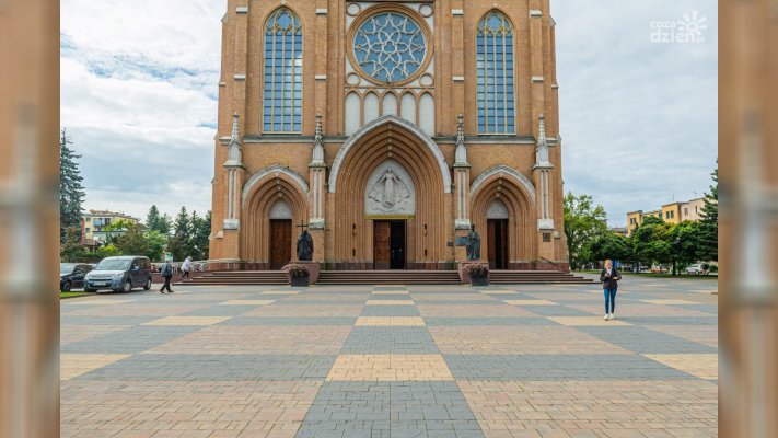 Transmisja mszy św. z katedry ONMP w Radomiu