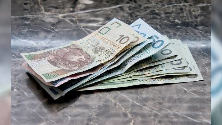 Masz to na banknocie? Możesz być bogaty! Oto najdroższe i najbardziej poszukiwane pieniądze. Sprawdź na co zwrócić uwagę! 21.05.2024