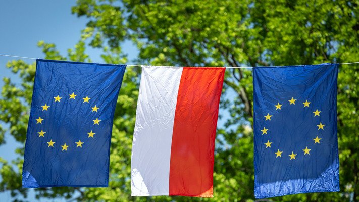 Tylu Polaków chce pozostania w Unii Europejskiej